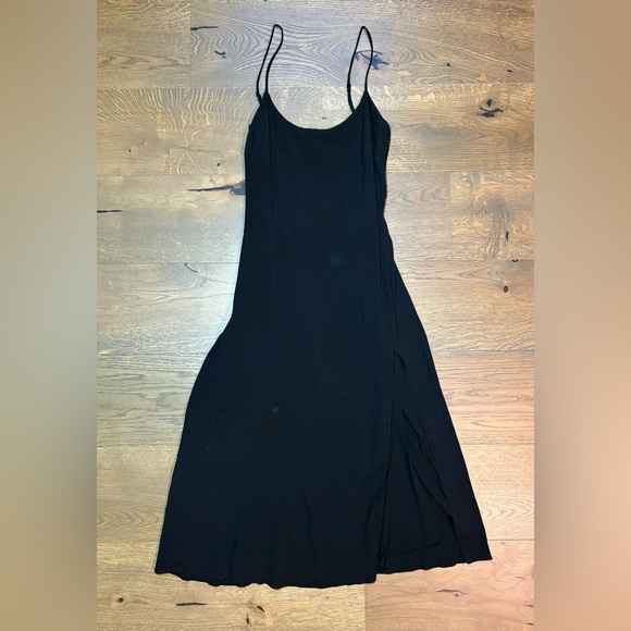 Aritzia Wilfred Affogato Spaghetti Straps Side Slit Midi Slip Dress Black Size 4 - Picture 4 of 14